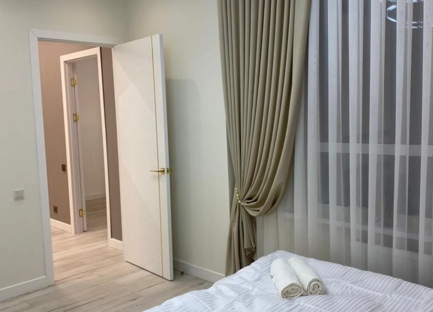 Шикарный Гостевой Guest Аpartments Murager Nur-Sultan  Kazakhstan